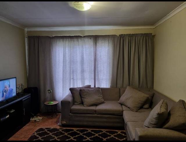 3 BEDROOM HOUSE FOR SALE IN ROODEKOP